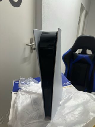 Consola PS5 + Mando DualSense Rojo + headphone gam