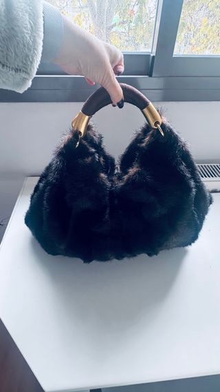 Bolso pelo Zara negro y marrón