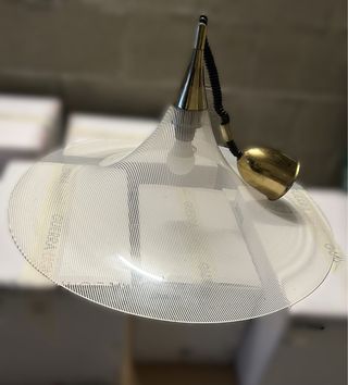Lampadario in vetro e metallo dorato