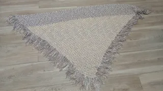 Chal casero tejido a mano con flecos