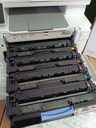 HP Color LaserJet Pro MFP M182n Multifunción Láser Color