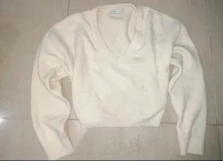 Jersey Bershka Blanco Talla M