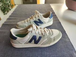 New Balance 300 Retro UNIXES.  Talla 42