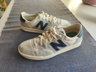New Balance 300 Retro UNIXES.  Talla 42
