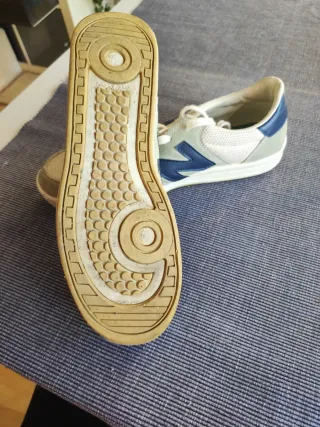 New Balance 300 Retro UNIXES.  Talla 42