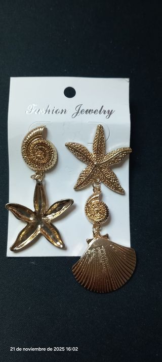 Pendientes Bisutería Dorados