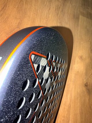 Pala NOX AT10 18K Agustín Tapia 2025