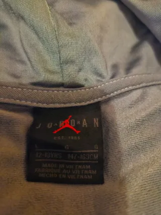 Conjunto Jordan Niño Gris