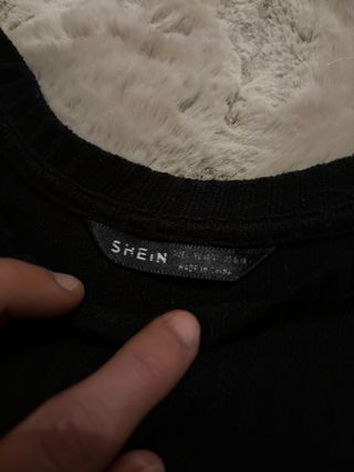 Top negro SHEIN acanalado