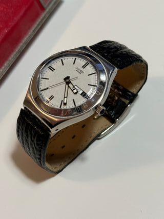 Swatch Irony Reloj Negro y Plateado