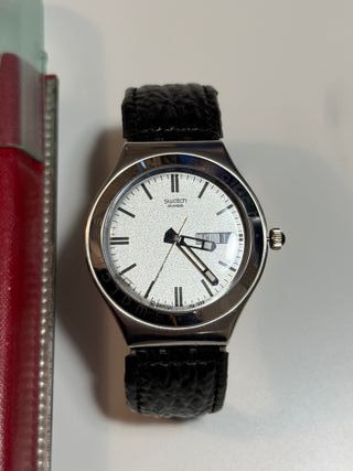 Swatch Irony Reloj Negro y Plateado