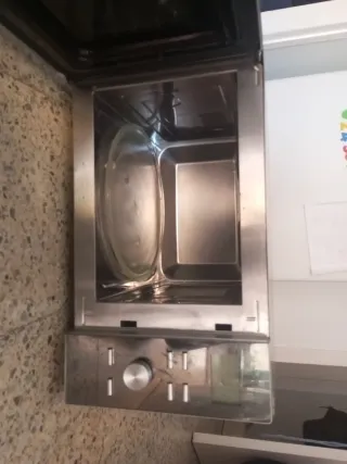 Cecotec Microondas Grill ProClean 9110