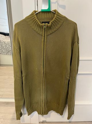 Chaqueta de punto verde oliva con cremallera