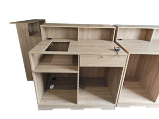 Bancone reception legno