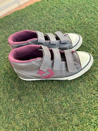 Deportivas Converse grises y rosas