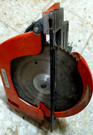 Sierra Circular Profesional Virutex