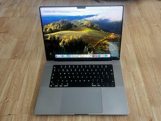 MacBook Pro16 M1 Pro 32GB RAM 512GB Teclado inglés