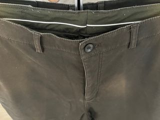 Pantalón verde oliva