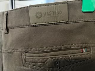 Pantalón verde oliva