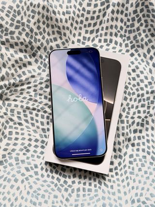 iPhone 16 Pro Max Gris