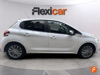 Peugeot 208 5P STYLE 1.2L PureTech 82