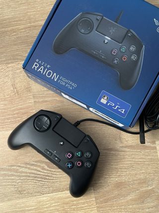 Mando Razer Raion Fightpad PS4