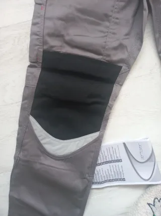 Pantalón de trabajo gris y negro