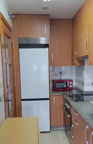 Alquiler estudio Avd Castrelos ,rotonda Pereiró.