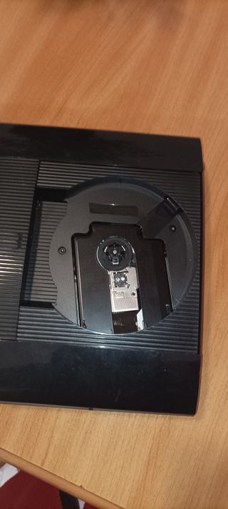 PlayStation 3 Super Slim 12GB (Falla Lector)