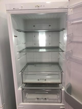 Nevera combi Edesa A+