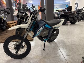 Moto infantil eléctrica CFMOTO CX-SE