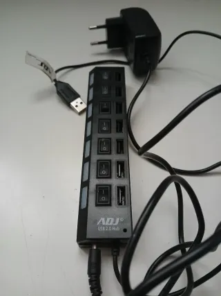 Hub USB 2.0 ADJ 7 Porte con Interruttori