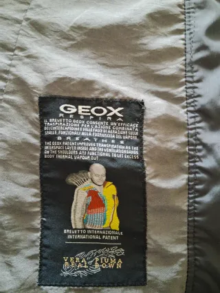 Piumino donna Geox nero