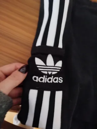 Top Adidas sin mangas negro Talla S