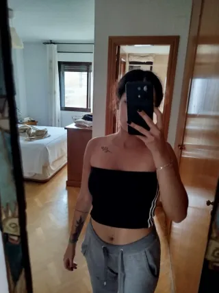 Top Adidas sin mangas negro Talla S