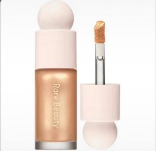 Iluminador rare beauty