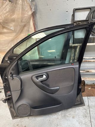 Opel Corsa C Puerta Acompañante 2004