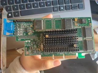 Tarjeta Gráfica Matrox G400