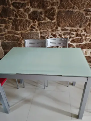 Mesa y 6 sillas