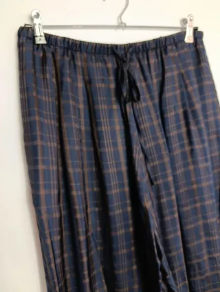 Pantalones bombacho Zara.