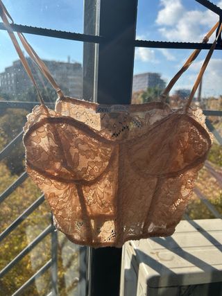 Top Corset Encaje Zara Beige XS