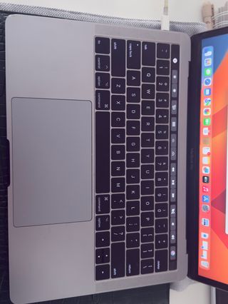 MacBook Pro 13 2017 Touch Bar