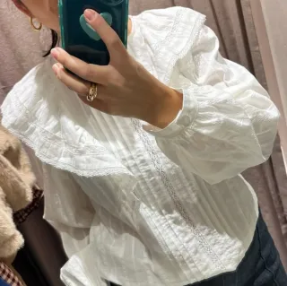 Blusa romántica Zara