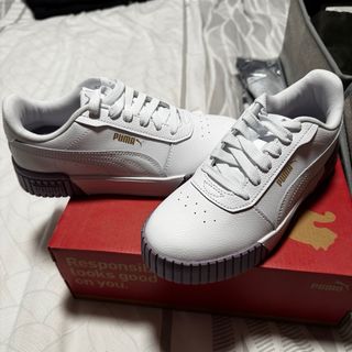 Zapatillas Puma Blancas y Moradas talla 38