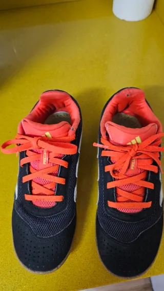 Botas de fútbol sala Adidas Predator t.33-34