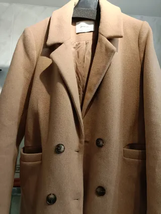 Abrigo paño beige doble botonadura