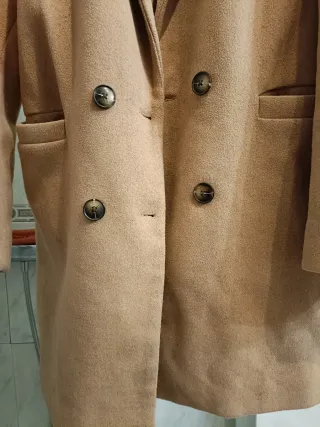 Abrigo paño beige doble botonadura