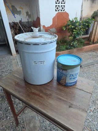 Pintura Piscinas al agua Barpimo tambien decapante