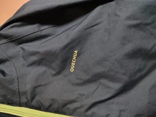 Chubasquero Quechua unisex con capucha para niñ@s