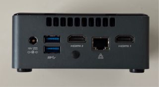 Intel NUC 7CJHYN Mini PC Negro